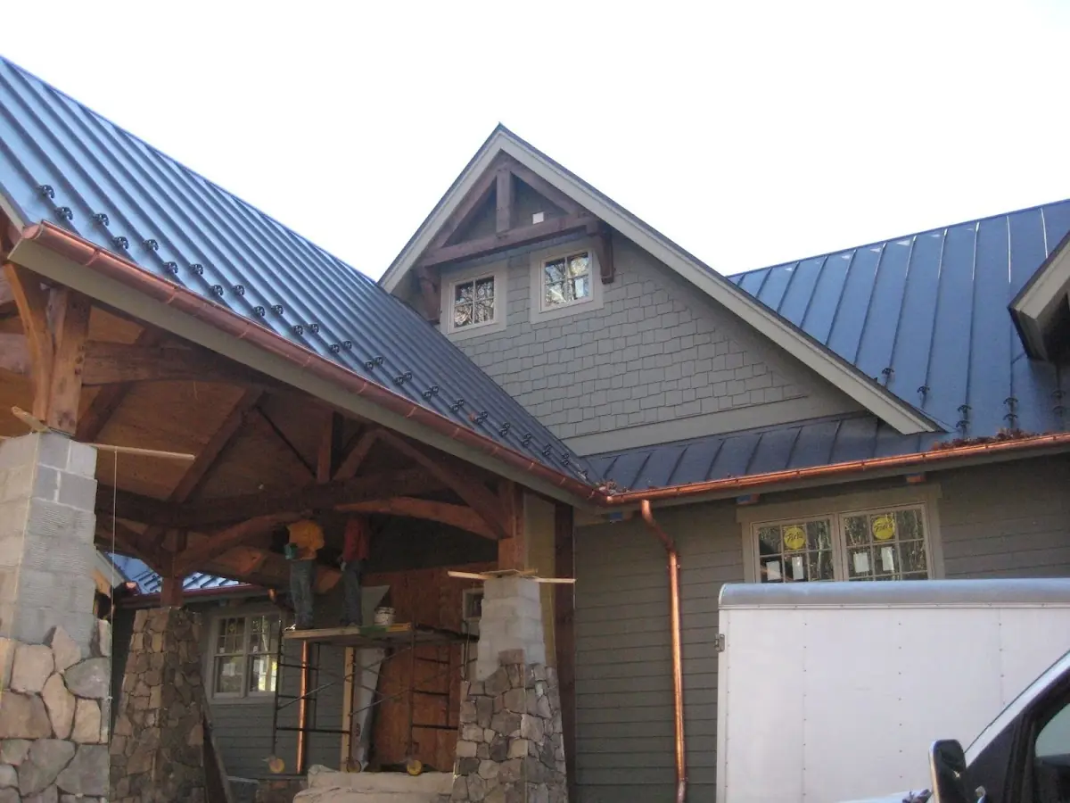 Craftsman Roofing team delivering quality roofing work in East Lawn